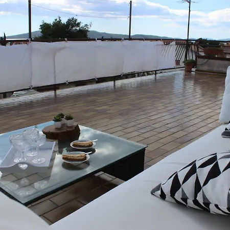 Appartement Floral Brodarica (Sibenik-Knin)